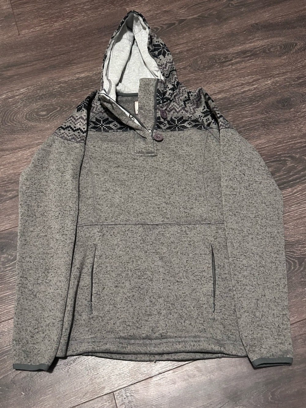 Legendary Whitetails Gray Hooded Pullover with Fair Isle Yoke